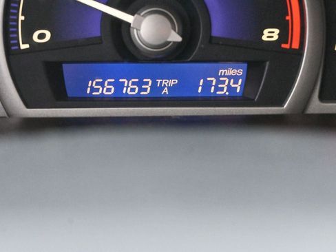Used 2011 Honda Civic LX image 17