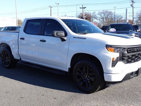 Used 2023 Chevrolet Silverado 1500 Custom w/ Rally Edition image 4