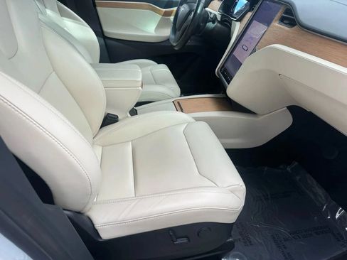 Used 2019 Tesla Model X Long Range AWD/4WD image 15