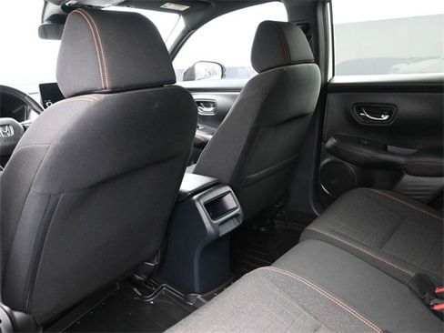 Used 2023 Honda HR-V Sport image 2