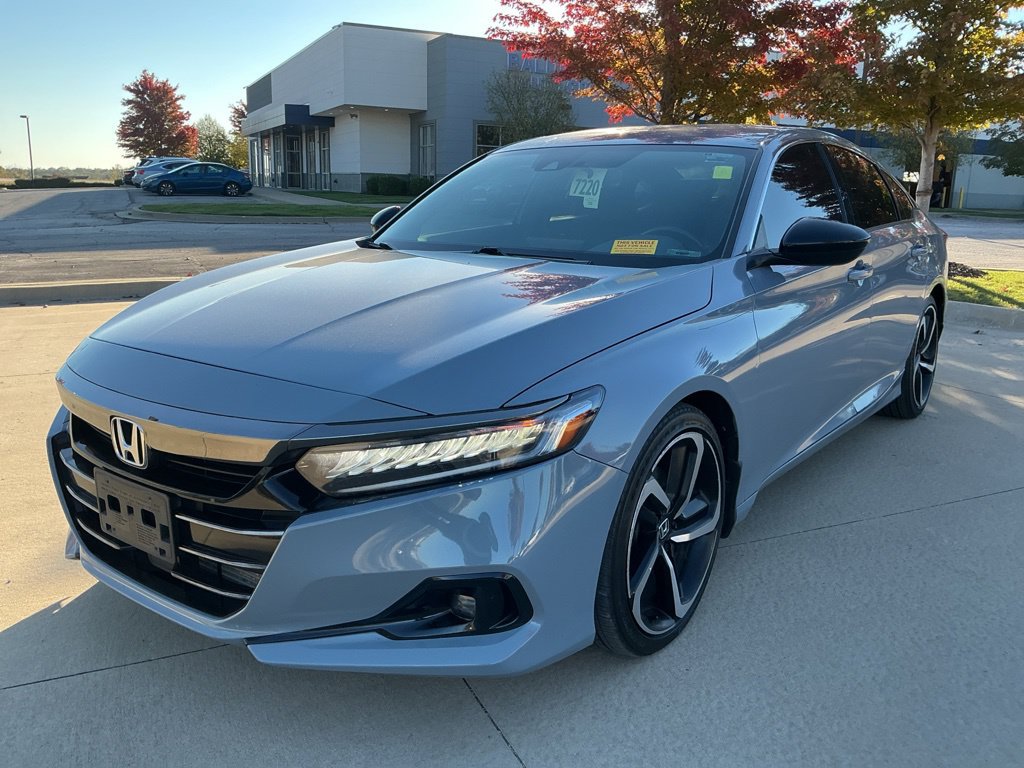 Used 2021 Honda Accord Sport image 4
