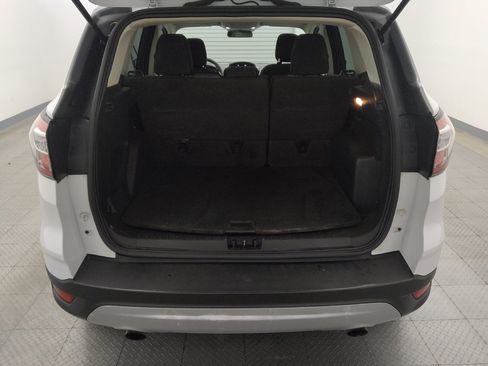 Used 2018 Ford Escape SE FWD image 29