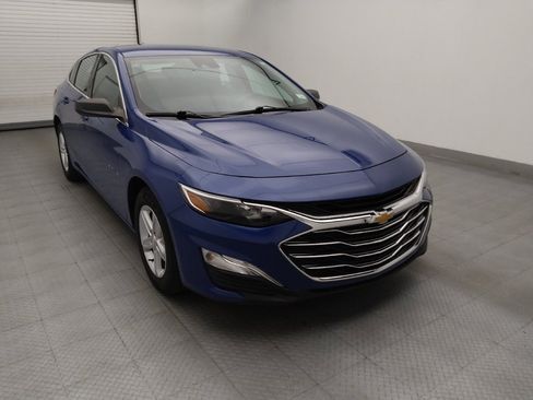 Used 2023 Chevrolet Malibu LS FWD image 13