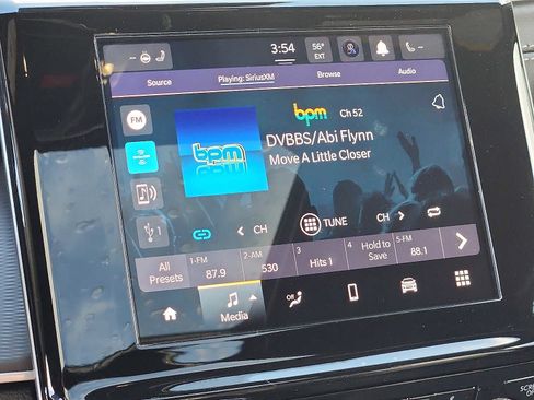 New 2025 Jeep Grand Cherokee Altitude image 13