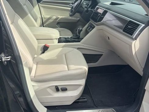 Used 2018 Volkswagen Atlas SEL image 7