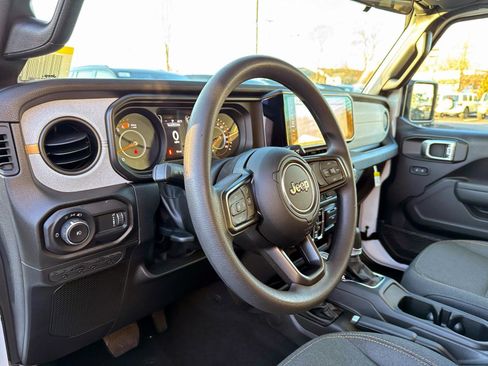 New 2026 Jeep Wrangler Unlimited Sport image 7