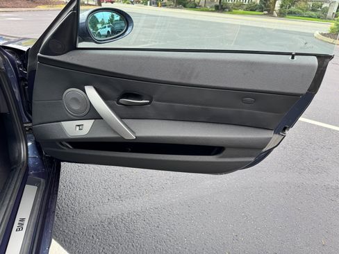 Used 2003 BMW Z4 2.5i image 27