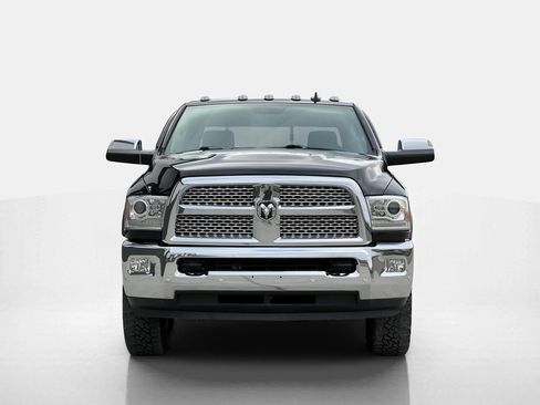Used 2017 RAM 2500 Laramie w/ Snow Chief Group image 6