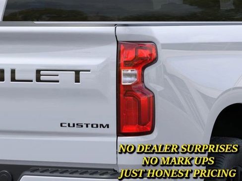 New 2026 Chevrolet Silverado 1500 Custom w/ LPO, Dark Essentials Package image 11