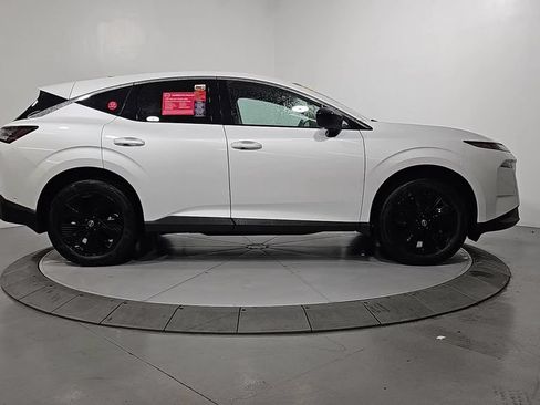 Certified 2025 Nissan Murano SV AWD/4WD image 8