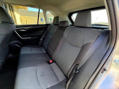 Used 2023 Toyota RAV4 XLE image 15