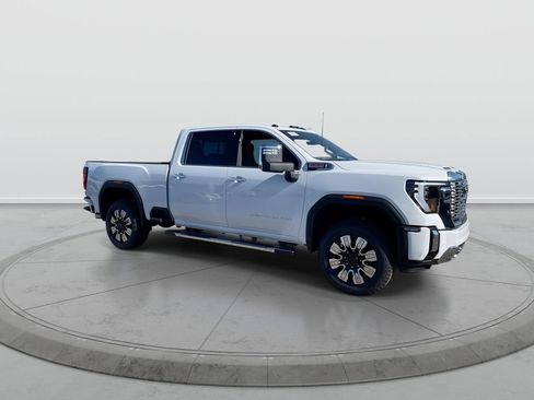 New 2026 GMC Sierra 2500 Denali w/ Technology Package AWD/4WD image 3