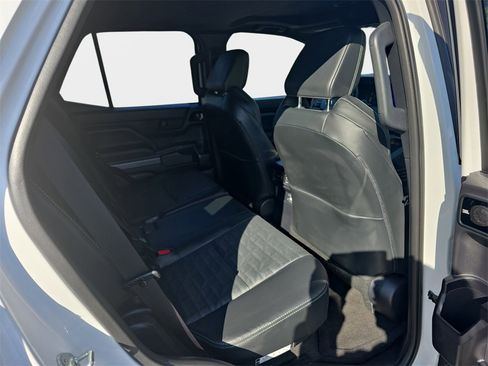 Used 2025 Toyota 4Runner TRD Off-Road Premium w/ Tow Technology Package image 13