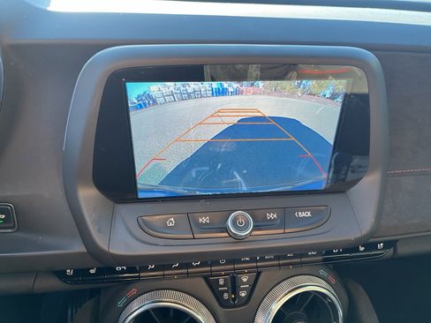 Used 2017 Chevrolet Camaro ZL1 image 30