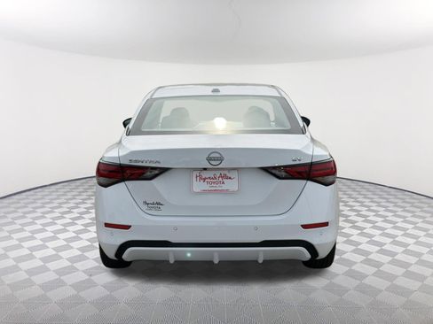 Used 2024 Nissan Sentra SV image 16