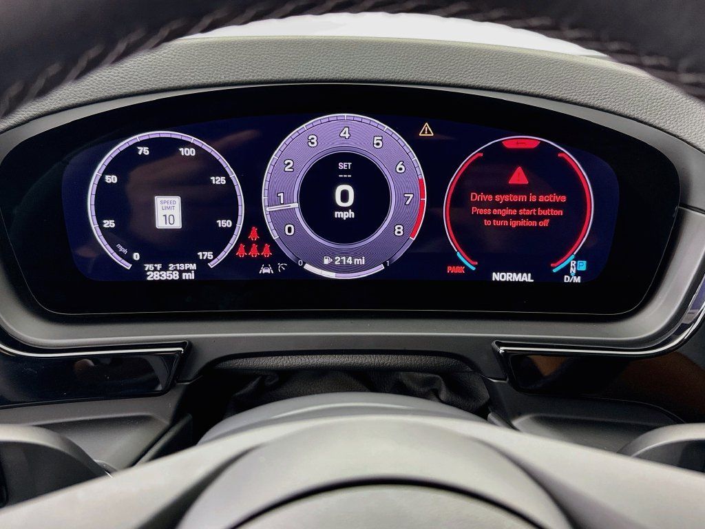 Certified 2024 Porsche Cayenne AWD/4WD image 16