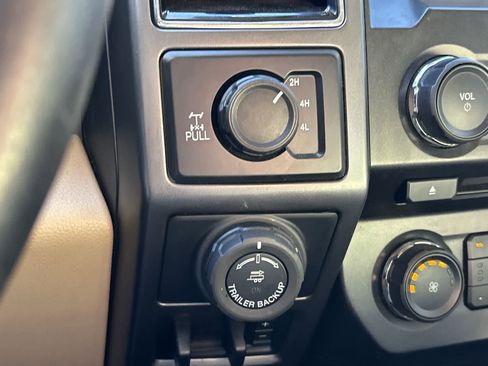 Used 2018 Ford F150 XLT w/ Equipment Group 302A Luxury image 23