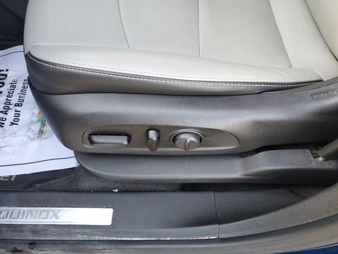 Used 2019 Chevrolet Equinox Premier image 16