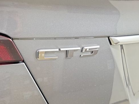 Used 2022 Cadillac CT5 Luxury RWD image 9