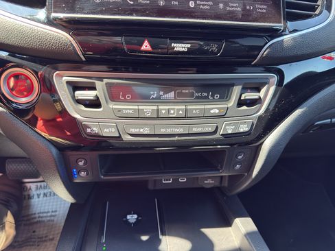 Used 2024 Honda Ridgeline Black Edition image 20