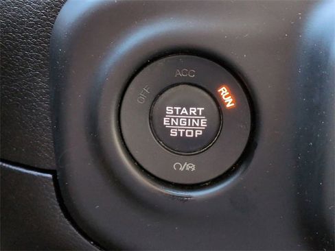 Certified 2021 Jeep Gladiator Sport image 32