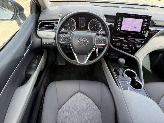 Used 2024 Toyota Camry LE FWD image 25