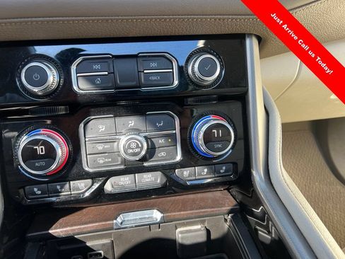 Certified 2021 GMC Yukon Denali w/ Denali Premium Package RWD image 19