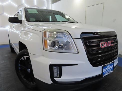 Used 2017 GMC Terrain SLE w/ Nightfall Package image 3