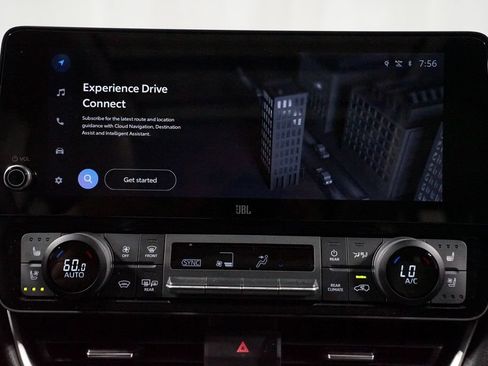 Certified 2025 Toyota Grand Highlander FWD image 17