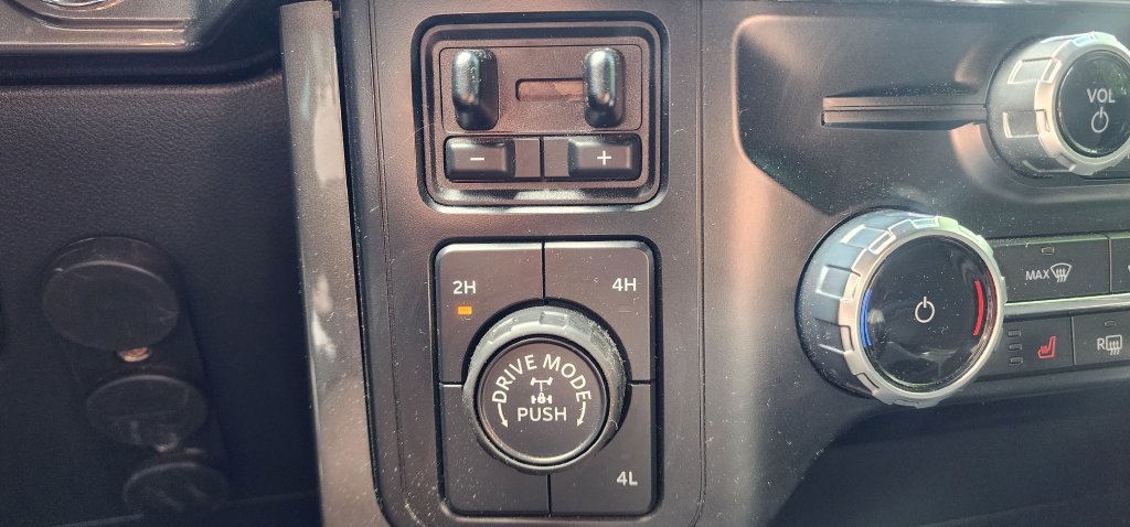 Used 2023 Ford F150 XLT w/ Equipment Group 302A High AWD/4WD image 34