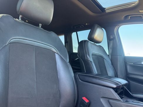 Used 2022 Jeep Grand Cherokee Altitude image 29