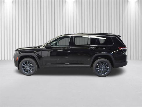 New 2026 Jeep Grand Cherokee L Limited AWD/4WD image 7