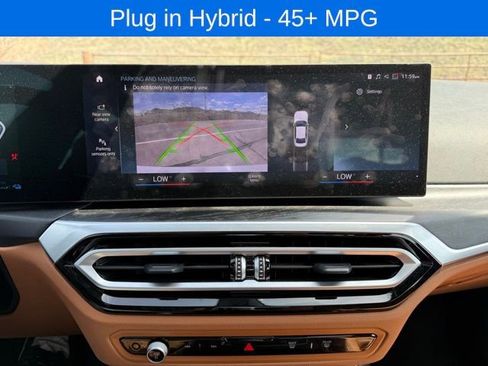 Used 2023 BMW 330e xDrive w/ Driving Assistance Package AWD/4WD image 21