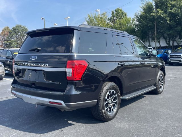Used 2022 Ford Expedition XLT AWD/4WD image 7