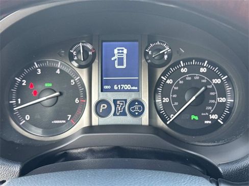 Used 2016 Lexus GX 460 Luxury image 31