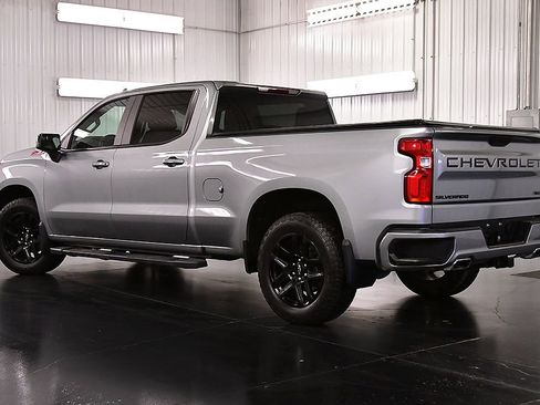 Used 2024 Chevrolet Silverado 1500 RST AWD/4WD image 5