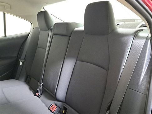 Used 2022 Toyota Corolla LE image 13