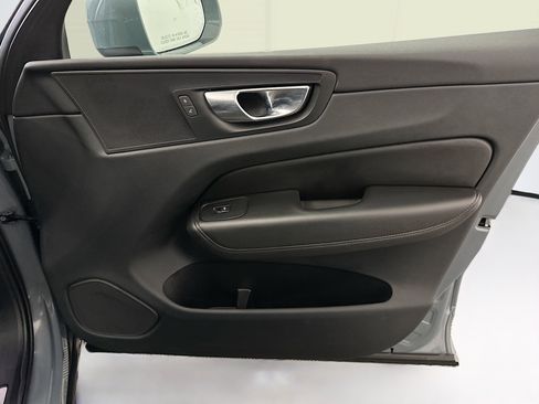 Used 2023 Volvo XC60 B5 Core w/ Climate Package image 35