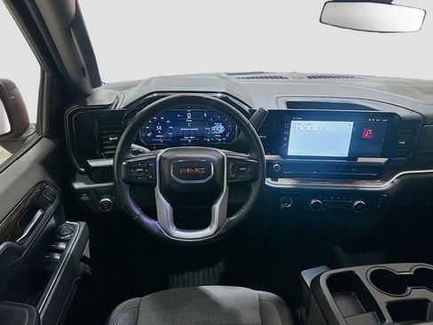 Used 2024 GMC Sierra 1500 Elevation RWD image 23