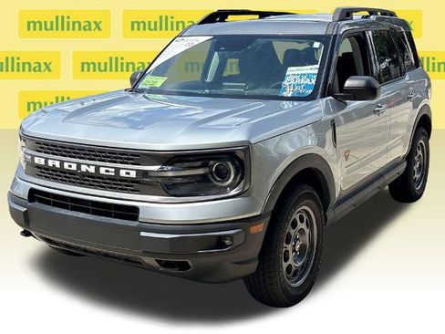 Certified 2022 Ford Bronco Sport Badlands w/ Premium Package AWD/4WD image 12