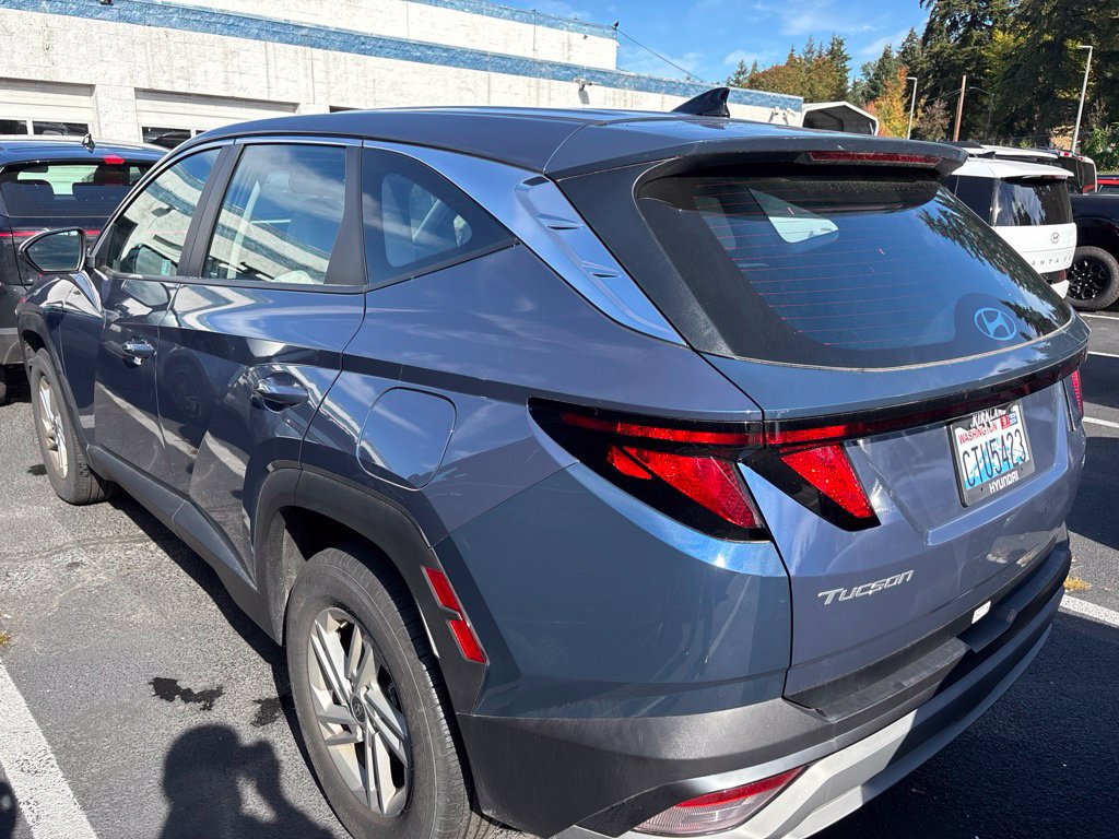 Certified 2025 Hyundai Tucson SE AWD/4WD image 2