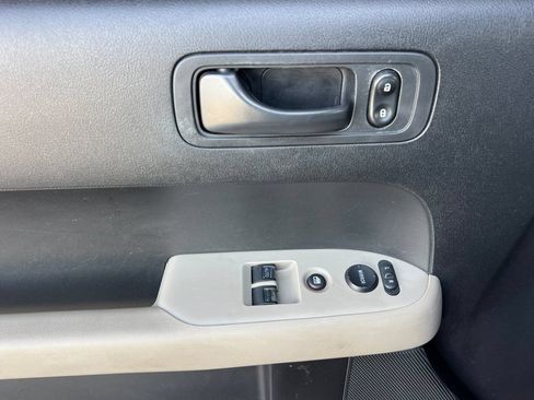 Used 2007 Honda Element EX image 11