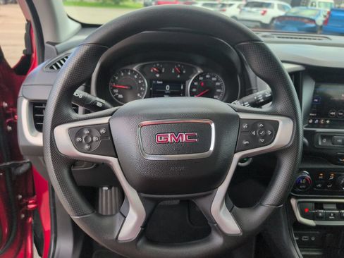 Used 2024 GMC Terrain SLE w/ Driver Convenience Package AWD/4WD image 7