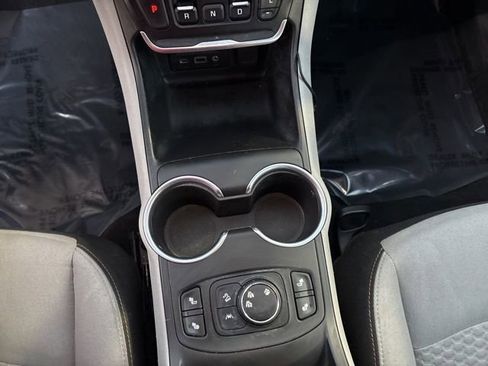 Used 2020 GMC Terrain SLE w/ Driver Convenience Package image 27