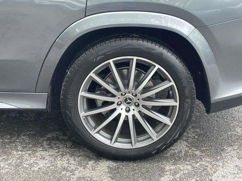 Certified 2025 Mercedes-Benz GLS 450 4MATIC image 17