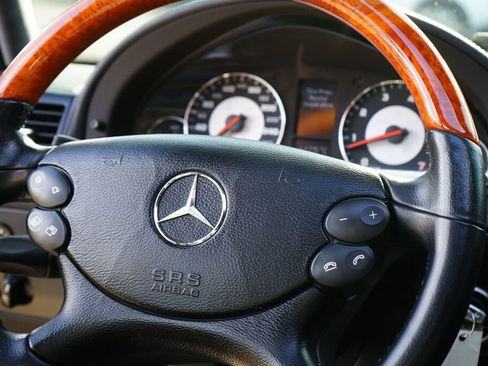 Used 2010 Mercedes-Benz G 55 AMG 4MATIC image 15