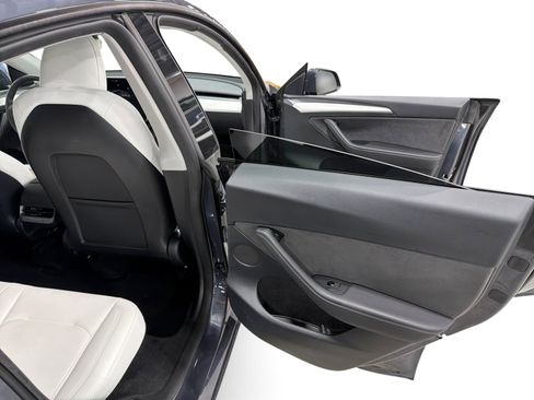 Certified 2023 Tesla Model Y Performance AWD/4WD image 12