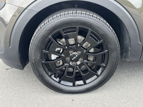 Used 2022 Kia Telluride EX w/ EX Premium Package AWD/4WD image 11