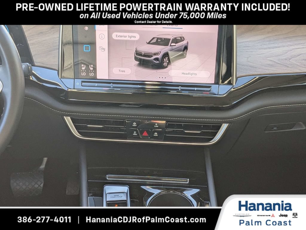 Used 2025 Volkswagen Atlas SE AWD/4WD image 18
