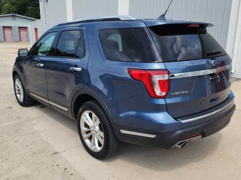 Used 2018 Ford Explorer Limited w/ Equipment Group 301A AWD/4WD image 12